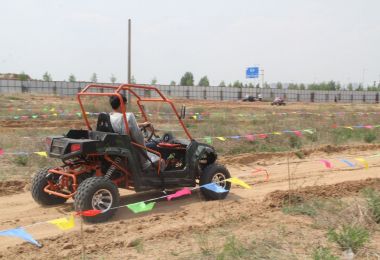 全地形越野車體驗